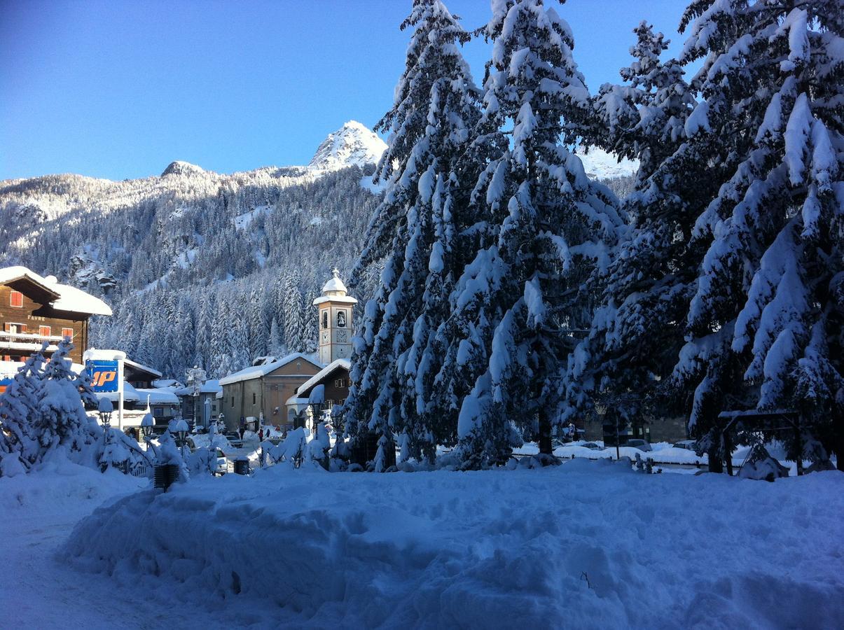 Hotel Relais Des Glaciers Champoluc Exterior foto