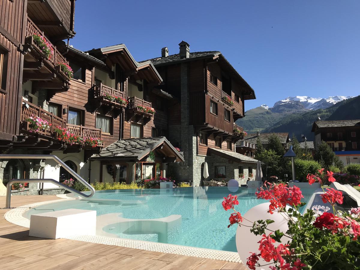 Hotel Relais Des Glaciers Champoluc Exterior foto